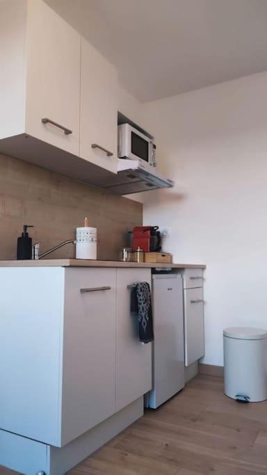 Charmant T1Bis Renove Avec Gout Rodez Exterior photo